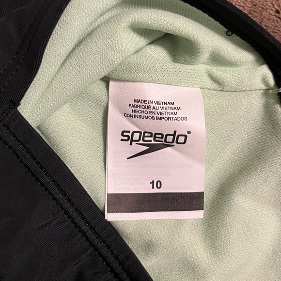 Speedo Girl's Swimsuit One Piece Closed Racerback - SIZE 10 - BLACK/GREEN - Picture 8 of 9